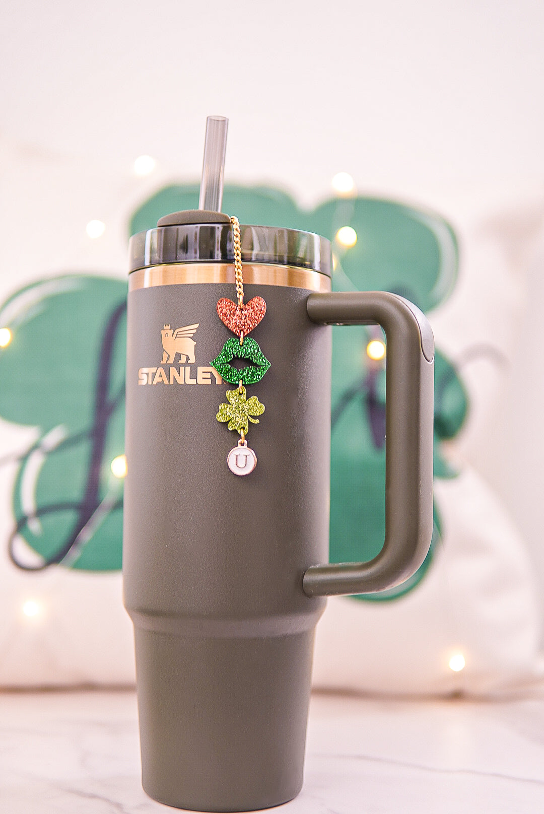 Kiss Me St. Patrick's Day Tumbler Charm