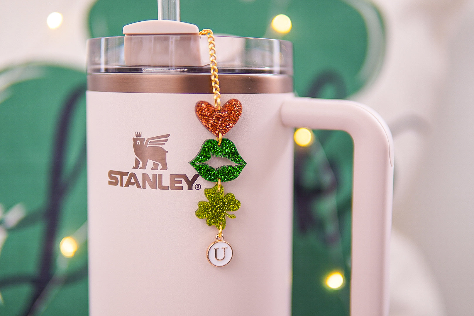 Kiss Me St. Patrick's Day Tumbler Charm