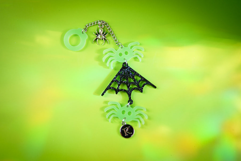 Glow Spider Tumbler Charm