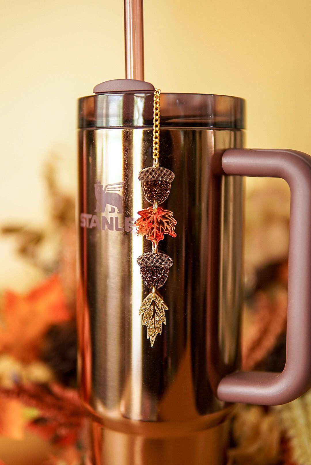 Acorns and Leaves Tumbler Charm
